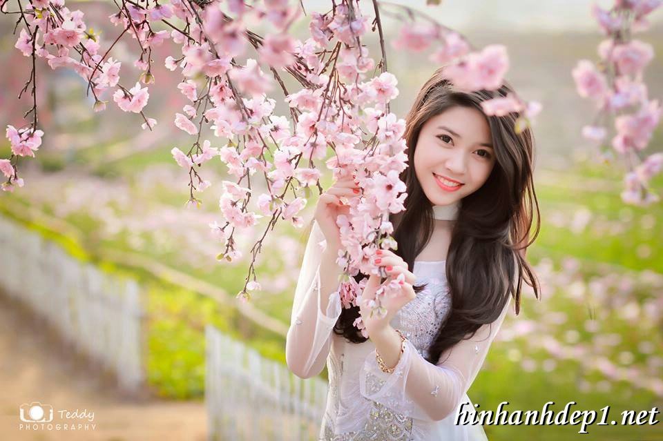 Nữ sinh và áo dài - Nét đẹp văn hóa dân tộc Việt Nam: