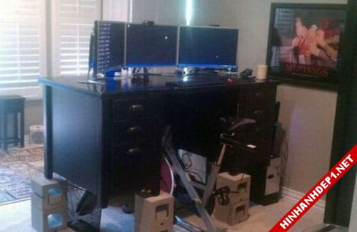 anh-hai-huoc-xoay-quanh-nhung-chiec-may-tinh