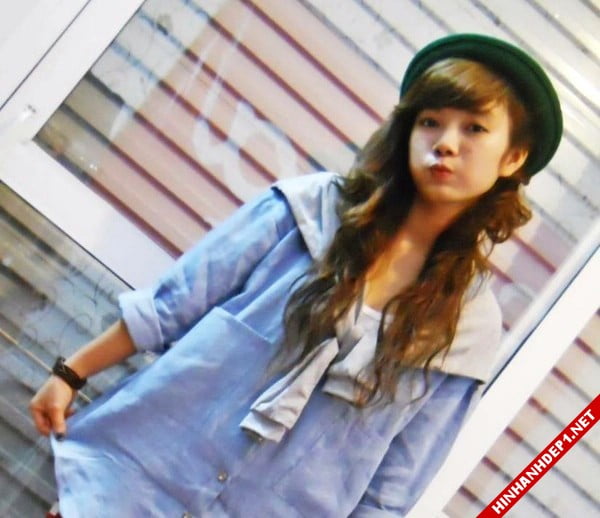 Ảnh ngoài đời của những cô gái nổi tiếng nhờ ảnh thẻ quá đẹp (4)