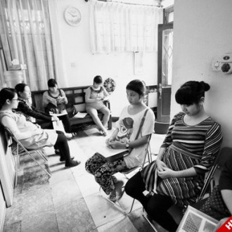 Nhật ký ảnh của người đàn ông Việt yêu vợ con
