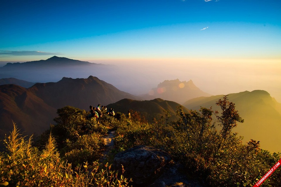 Cảnh đẹp núi Bạch Mộc Lương Tử cho ai muốn khám phá