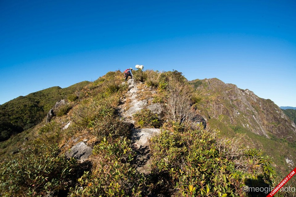 Cảnh đẹp núi Bạch Mộc Lương Tử cho ai muốn khám phá