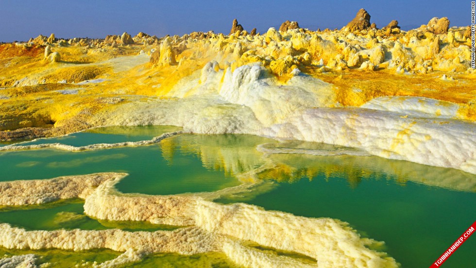 Hình ảnh đẹp về những vùng đất màu sắc trên thế giới