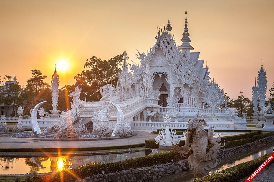 Bộ ảnh cận cảnh đẹp nhất về ngôi đền trắng Thái Lan