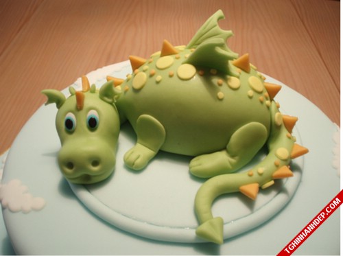 Gợi ý mẫu bánh sinh nhật dễ thương cho 12 con giáp – Tuổi Thìn